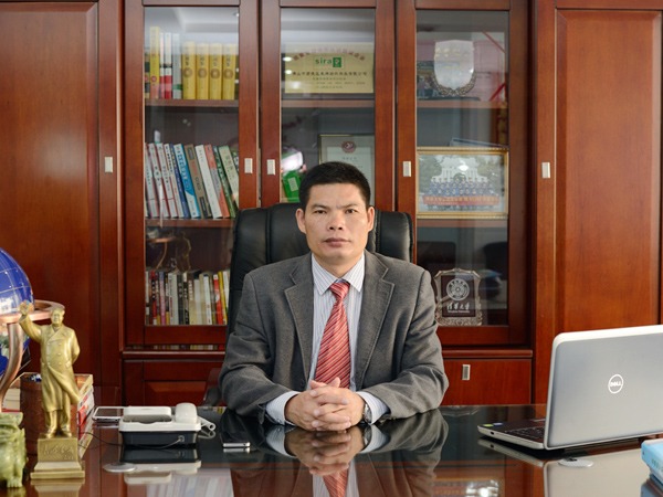 九州酷游董事长-黄日荣